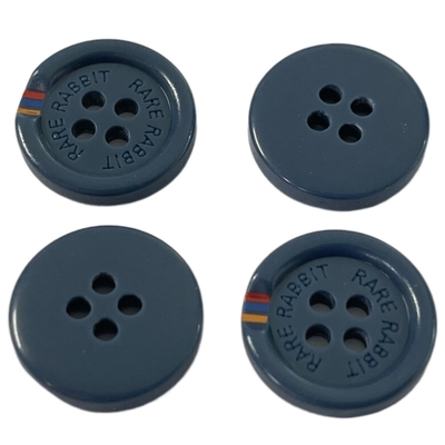 De Zijde van plastic Harsknopen drukte de Kleur op Rand Speciaal Afgietsel met Rim Engraved Logo For Sewing