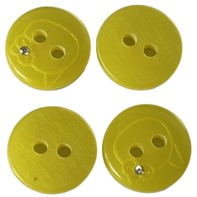 De Gele Kleur Diy van Faux Crystal Buttons 18L van het harsoverhemd voor het Naaien van Overhemd