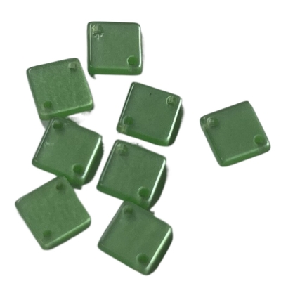 De groene 2-gaten van de de knopen Buitensporige Hars van de Kleurendouane vierkante in 6*6mm Gebruik voor Diy